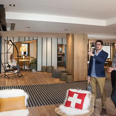 Отель Mercure Centre 4*