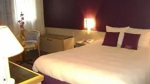 Mercure Centre Hotel 4*