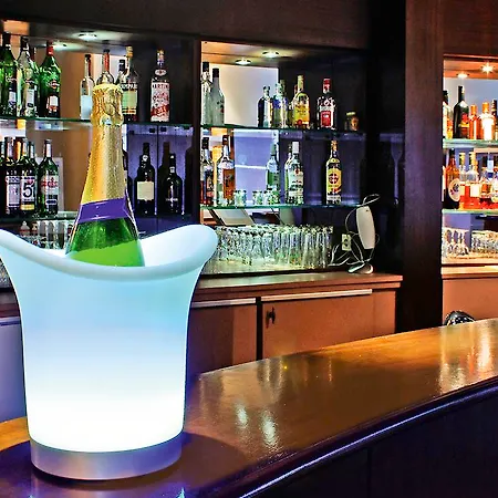 酒店 尚贝里中心美居酒店
